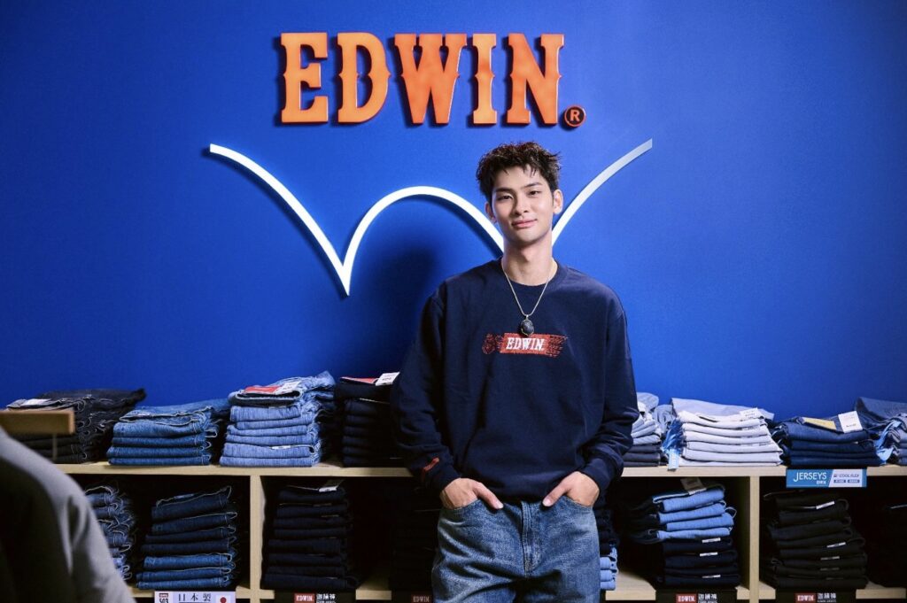 永續丹寧!EDWIN 日製 503 CO:RE 系列 台中新光三越週年慶登場  FEniX 陳峻廷、夏浦洋帥氣演繹秋冬型格 5 %E4%B8%8B%E5%8D%885.53 2025 11 4%E7%9A%84%E5%BD%B1%E5%83%8F