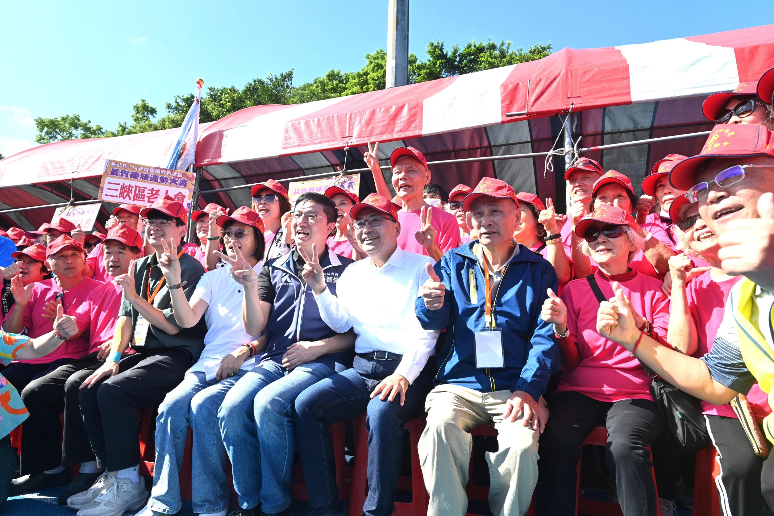 %E9%81%8B%E5%8B%95%E5%A4%A7%E6%9C%83%E5%90%B8%E5%BC%95%E4%BE%86%E8%87%AA%E5%85%A8%E5%B8%8229%E5%8D%80%E8%B6%85%E9%81%8E2000%E4%BD%8D%E9%95%B7%E8%80%85%E7%86%B1%E6%83%85%E5%8F%83%E8%88%87