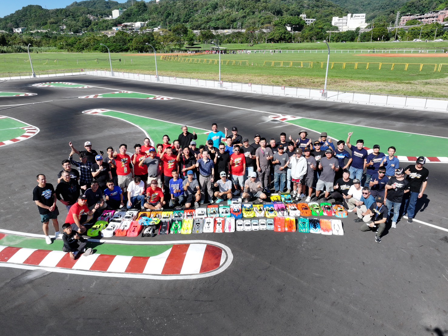 %E9%AB%98%E7%81%98%E8%99%95%E8%88%87%E5%8F%B0%E7%81%A3%E9%81%99%E6%8E%A7%E8%BB%8A%E6%A8%A1%E5%9E%8B%E5%8D%94%E6%9C%83%E5%85%B1%E5%90%8C%E8%BE%A6%E7%90%86%E6%AF%94%E8%B3%BD%E6%B4%BB%E5%8B%95%EF%BC%8C%E7%82%BA%E5%B1%B1%E4%BD%B3%E9%81%99%E6%8E%A7%E8%B3%BD%E8%BB%8A%E5%A0%B4%E5%AE%8C%E5%B7%A5%E6%8F%AD%E5%B9%95