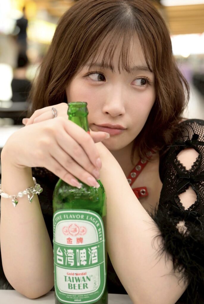 台北汽旅泳池泡泡拍攝! 光影包覆肉感曲線 現場全員看呆 6 %E4%B8%8B%E5%8D%885.52 2025 12 1%E7%9A%84%E5%BD%B1%E5%83%8F