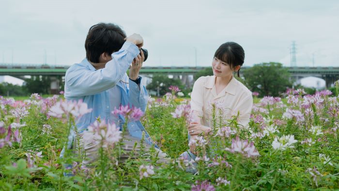 《圖說》新北河濱公園布置花海吸引民眾拍照留念。〈水利局提供〉