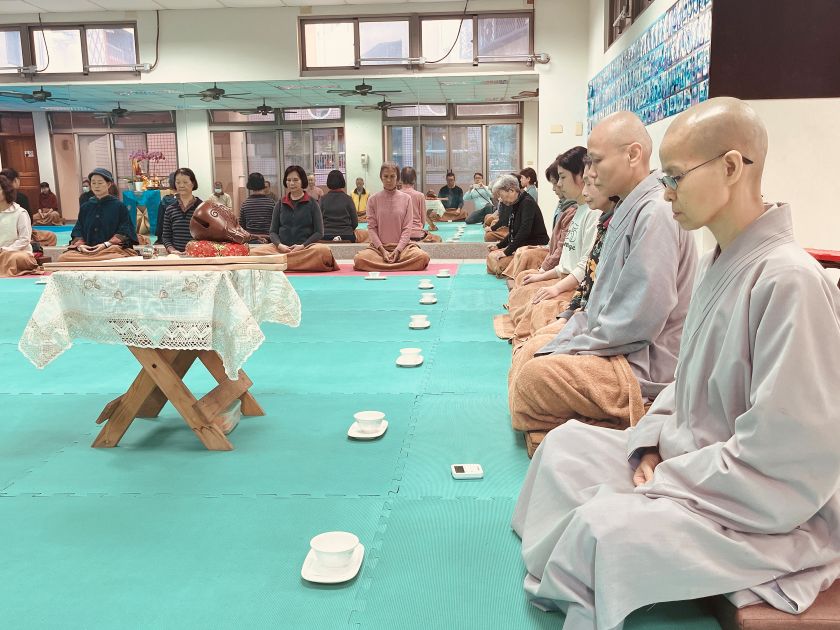 《圖說》禪修大法一日學習營修水光觀法。〈主辦單位提供〉