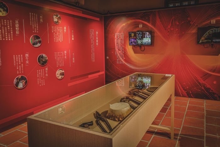 《圖說》「2025新北市傳統工藝暨城市容顏特展」展場照。〈文化局提供〉