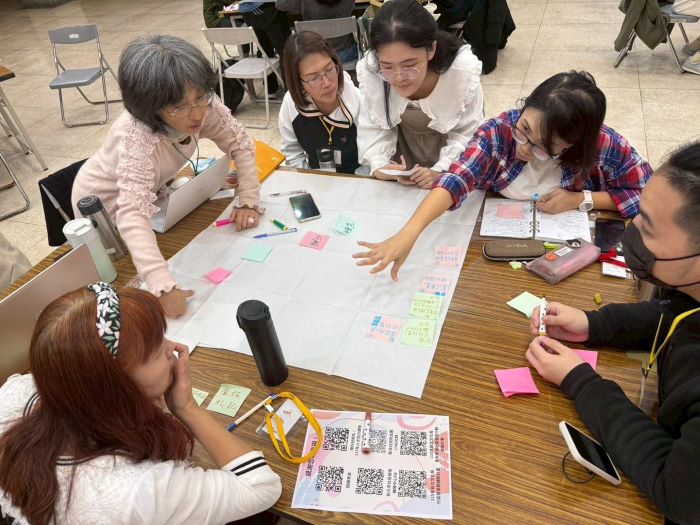 深化地方文化特色 新北社造獎補助及人才培力即起報名 6 《圖說》新北市文化局舉辦一系列人才培力課程,由講師引導與社區間經驗交流,協助民眾將自身對於社區的想像化為實際提案。〈文化局提供〉