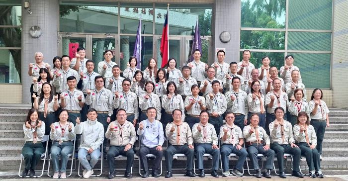 新北領航AI教育 首創候用校長AI認證制度 6 《圖說》國小候用校長木章訓練在豐年國小辦理。〈教育局提供〉