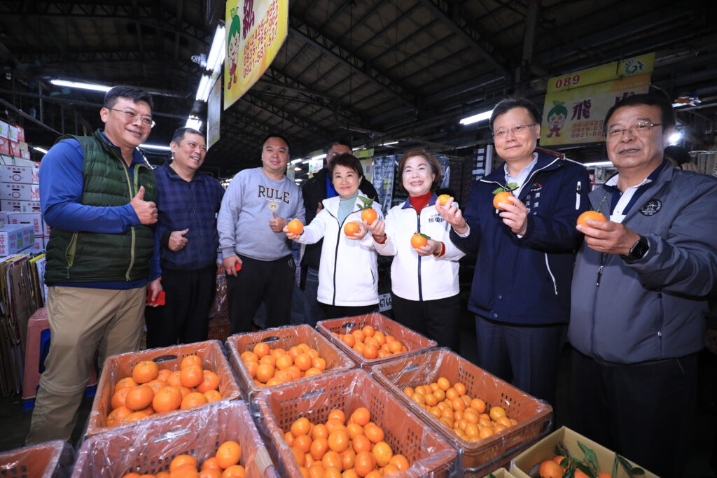 %E7%9B%A7%E5%B8%82%E9%95%B7%E8%88%87%E7%AB%8B%E5%A7%94%E6%A5%8A%E7%93%8A%E7%93%94%E5%8F%8A%E8%BE%B2%E6%A5%AD%E5%B1%80%E6%9D%8E%E5%B1%80%E9%95%B7%E6%8E%A2%E8%A6%96%E6%9E%9C%E8%8F%9C%E5%B8%82%E5%A0%B4