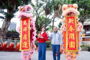 《圖說》侯友宜市長表示，適逢林本源園邸的第二期修復工程完畢，歡迎民眾開春來到林家花園感受百年古蹟，享受遊園樂趣。〈文化局提供〉