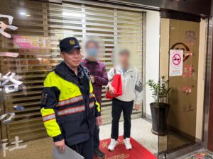 基四警年節期間護鈔 補鈔安全守護不打烊 11 %E4%BA%8C 80