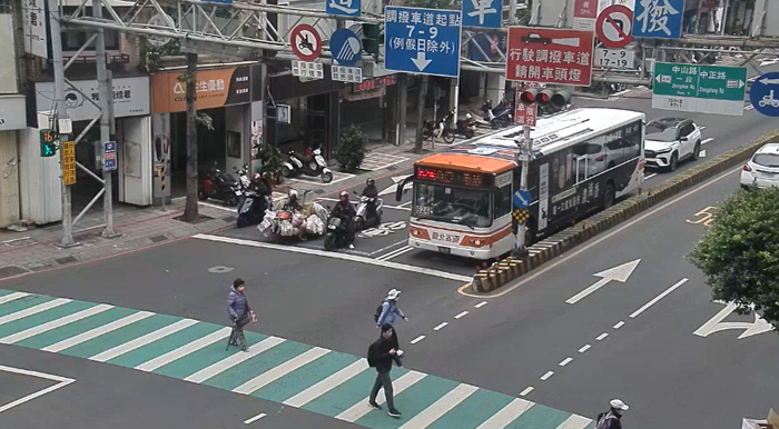 計程車明起恢復一般費率 新北多處調撥車道恢復運作 4 《圖說》永和區永和路調撥車道示意圖。〈交通局提供〉