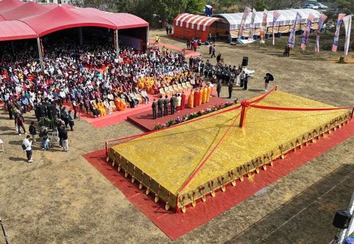 《圖說》覺行寺今日大年初六，在苗栗市南勢里舉行動土大典，近1300人共襄殊勝盛舉。〈覺行寺提供〉