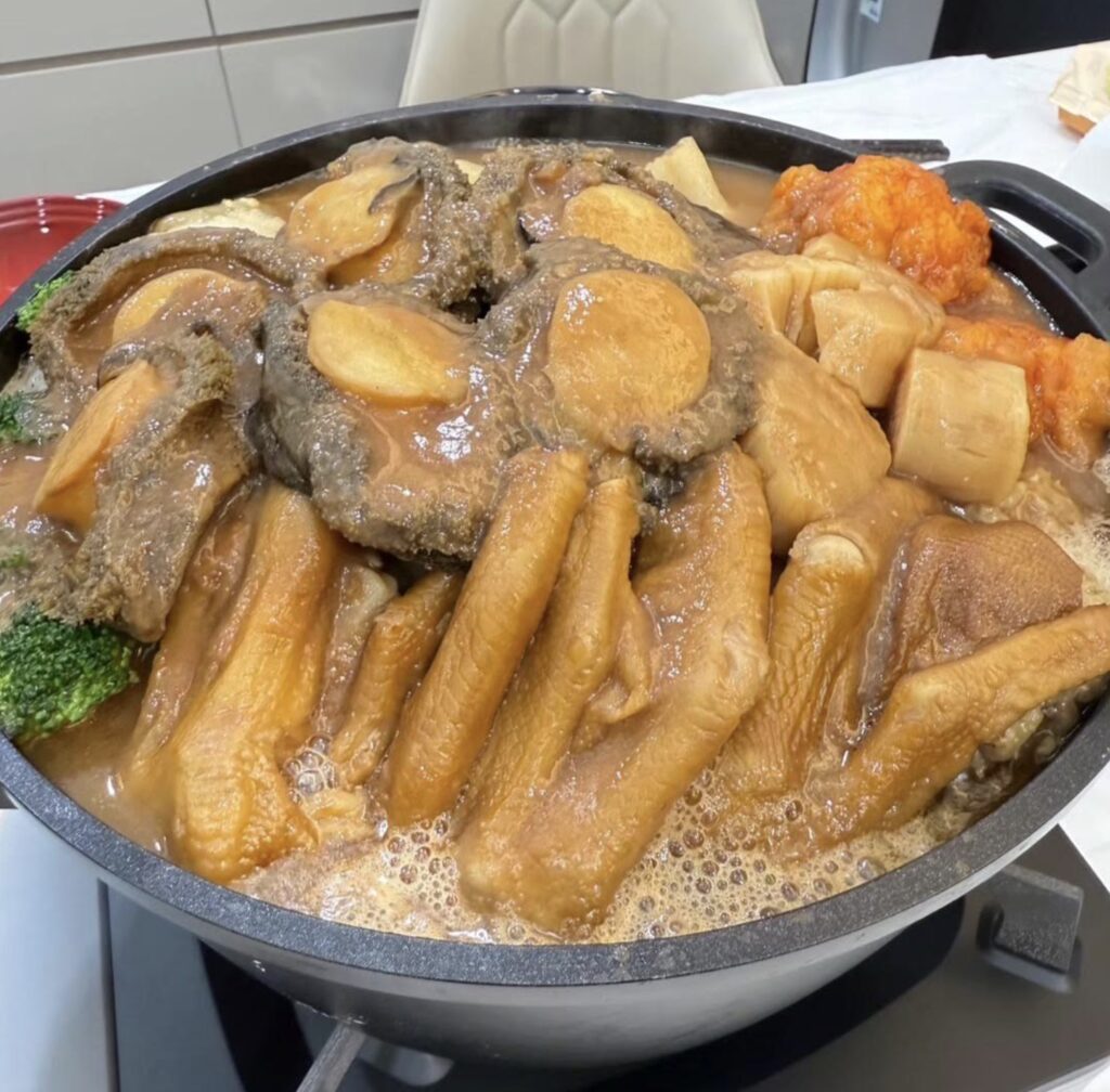 團團圓圓!吳申梅除夕守香港小家庭 米其林盆菜年味拉滿 16 下午4.22 2026 2 23的影像 2