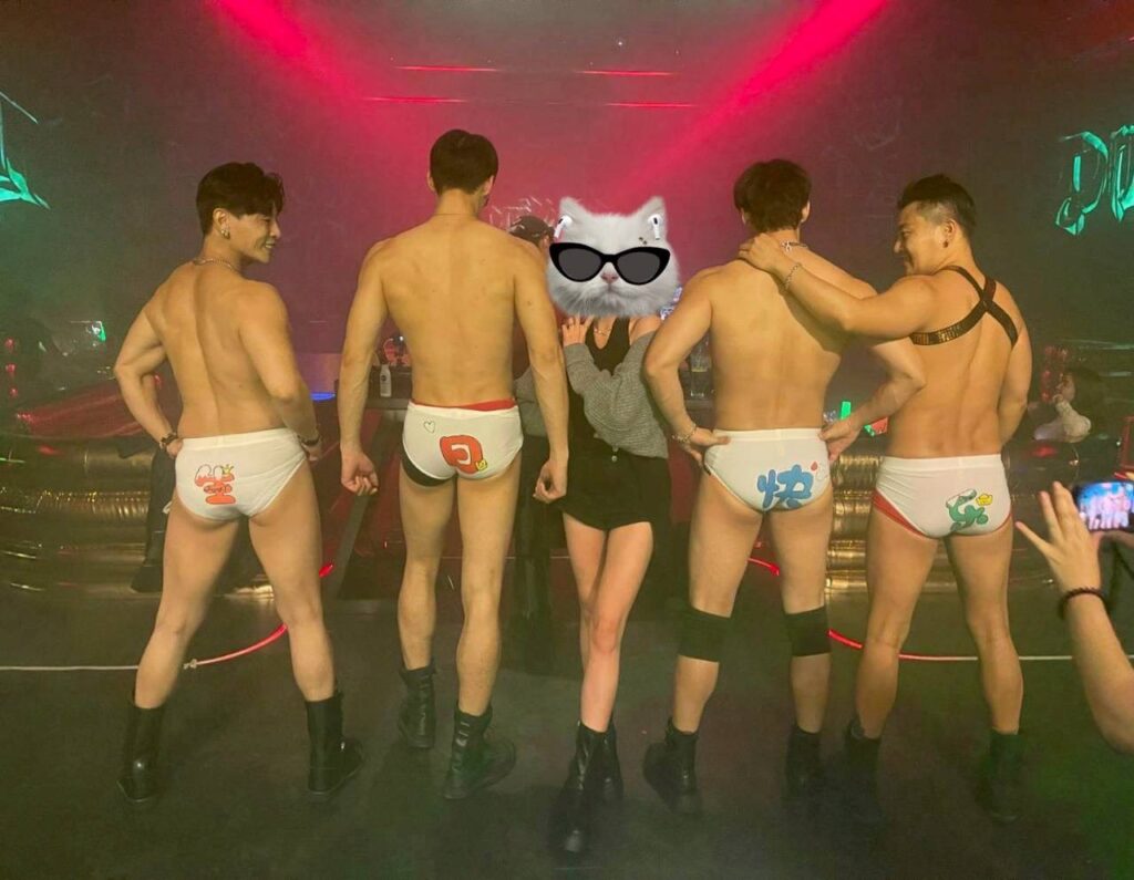 活動滿到4月!台灣最帥猛男揭行業暗黑面 疫情成市場轉折關鍵 5 S 238403600