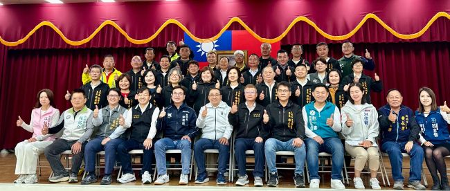 《圖說》侯友宜市長與三峽里長。〈民政局提供〉