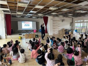 基警發 喔熊馬抵嘉 提燈 交通安全觀念向下扎根 5 %E4%B8%80 239