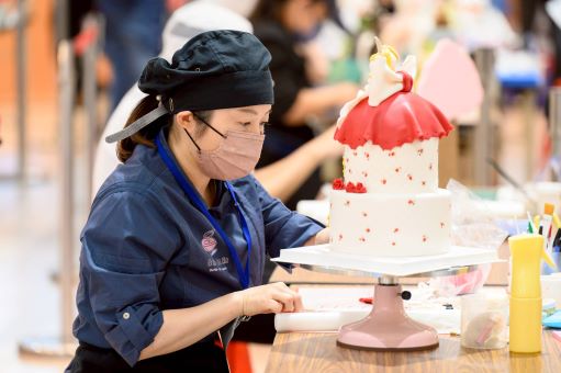 《圖說》新北市技能競賽技能競賽不僅提供技職好手展現專業、互相切磋的舞台，也有助進一步提升整體技能水準及產業競爭力。〈勞工局提供〉