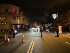 保安宮天公生湧人潮 新城警交整兼宣導守護平安 7 1772011216248