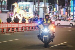 紅藍閃燈點亮安全路 科技鷹眼全方位守護 6 MEITU 20260226 180314738