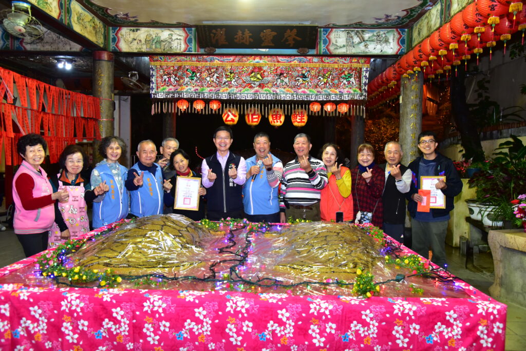 永安宮 鯉魚伯公廟 由兩位平分秋色的參賽者 打頭名 0
