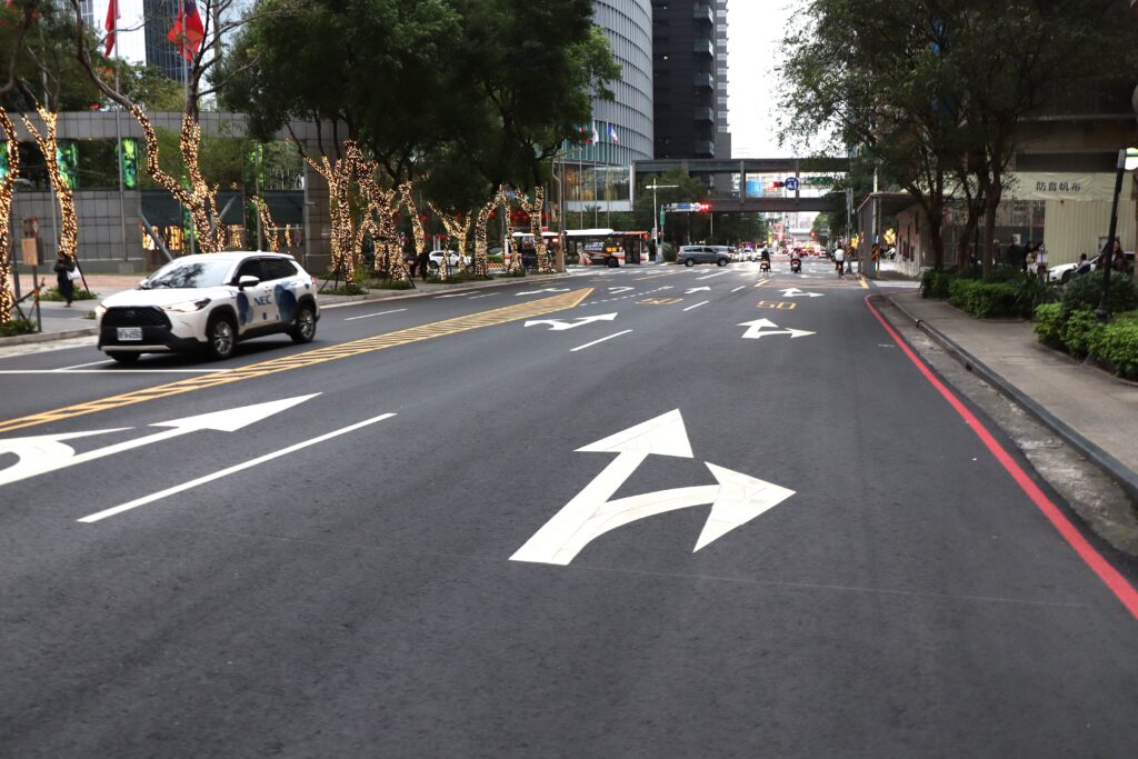 新北市既成道路土地競購自即日起開放申請至8月31日止，補償條件再優化，保障長期持有的地主權益。圖為都市計畫道路示意圖