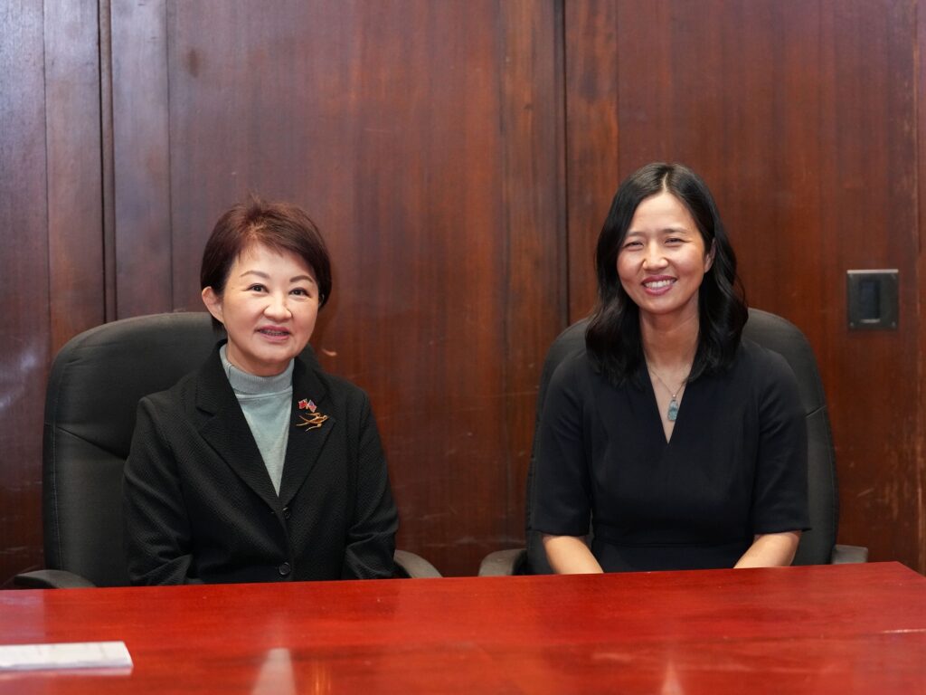 盧秀燕拜會波士頓市長吳弭 從台灣淵源到市政深度交流 4 盧秀燕市長 吳弭市長