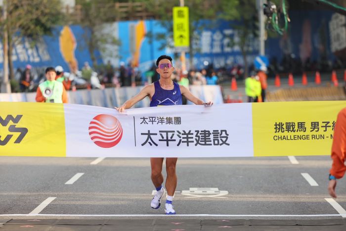 《圖說》2026新北市萬金石馬拉松，挑戰馬男子組總排名第一曾廷瑋。成績：30分47秒。〈體育局提供〉