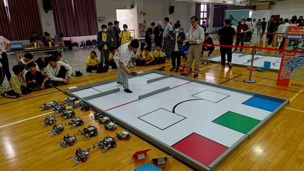 全國165隊齊聚嶺東科大展現機器人競技實力