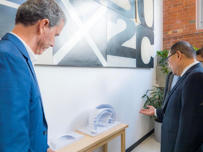 《圖說》侯友宜表示，新北大巨蛋的選址今年中就會拍板，目標打造一座全方位的園區，進而帶動周邊整體區域發展。〈新聞局提供〉