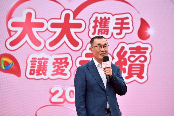 《圖說》新北市長參選人李四川表示,新北大巨蛋選址應以交通便利為優先考量,尤其需具備完善大眾運輸系統。〈李辦提供〉