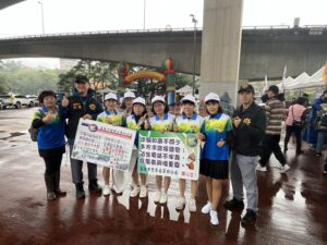 i台灣2.0安樂社區全民健走暨身心障礙健走活動 基四警到場識詐宣導 16 四 8