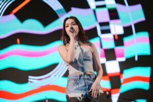 《圖說》2026 新北春紛節由超人氣樂團「告五人」壓軸畫下圓滿句點-圖為歌手犬青。〈高灘處提供〉