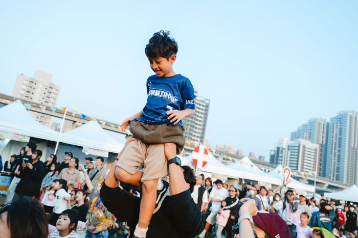 《圖說》春紛節吸引民眾親子同樂。〈高灘處提供〉