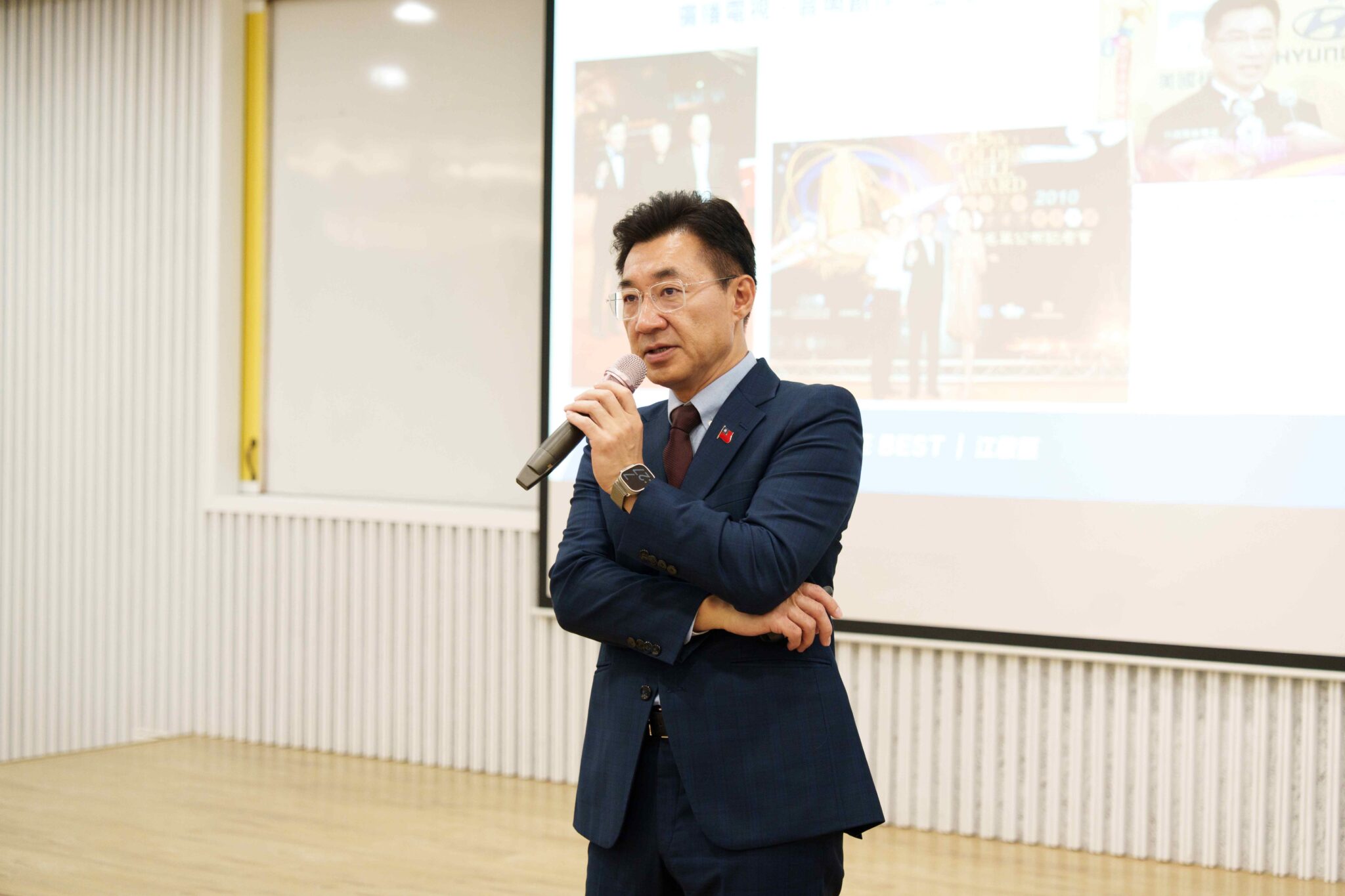 江啟臣東海大學演講「馬拉松人生」  勉學子以「格調與韌性」迎接挑戰