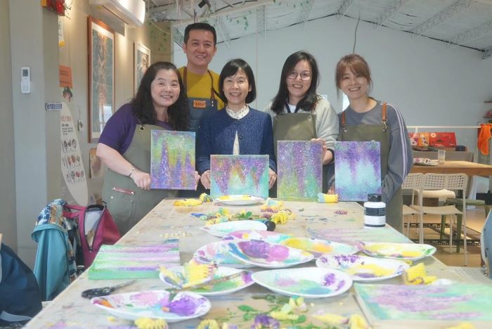 《圖說》手繪紫藤花。〈業者提供〉