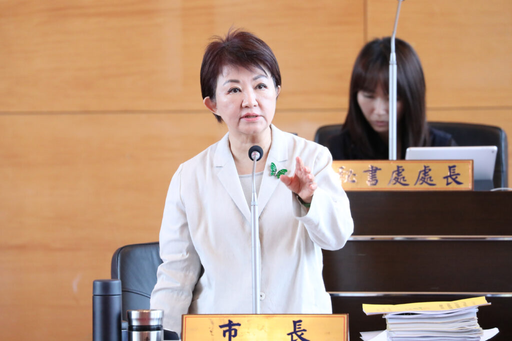 林德宇質詢訪美「命題」說 盧秀燕:議員替美國下指導棋 4 訪美爭取無人機商機 盧市長 建立台中第十個工業產業鏈 無人機產業
