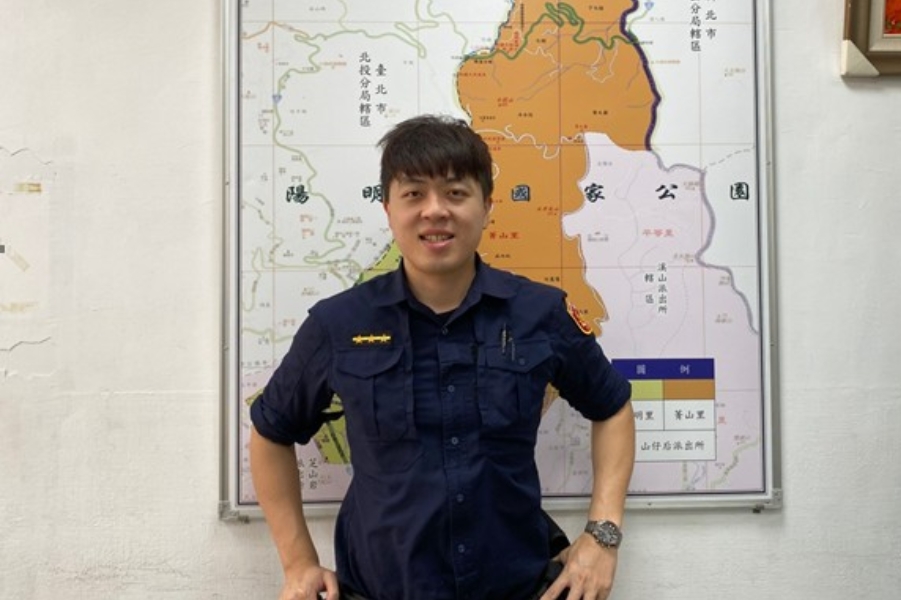 士林警為民服務  守護生命  絕不放棄  一通接通的電話  挽回年輕未來