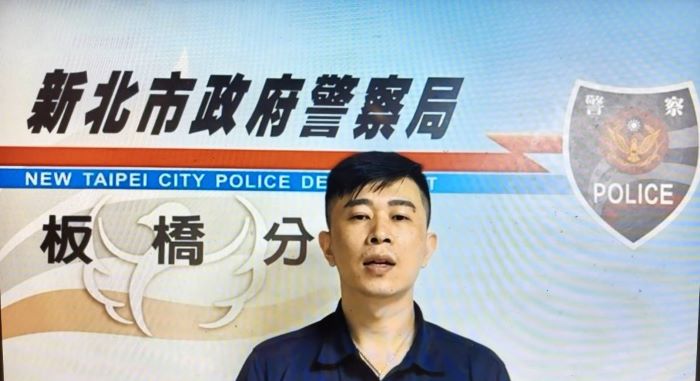 鎖定堤外停車場下手 板橋警埋伏蒐證逮50歲竊嫌 10 《圖說》大觀派出所副所長陳銘峰說明逮捕竊嫌經過。〈板橋分局提供〉