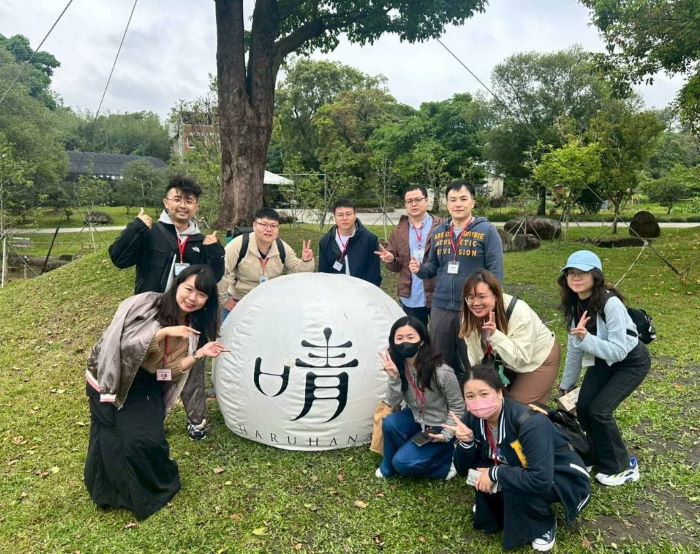 新北單身聯誼淡水登場 交流新模式16對成功來電 11 《圖說》單身聯誼活動在充滿綠意的生態園區浪漫展開,吸引眾多單身男女參加。〈民政局提供〉