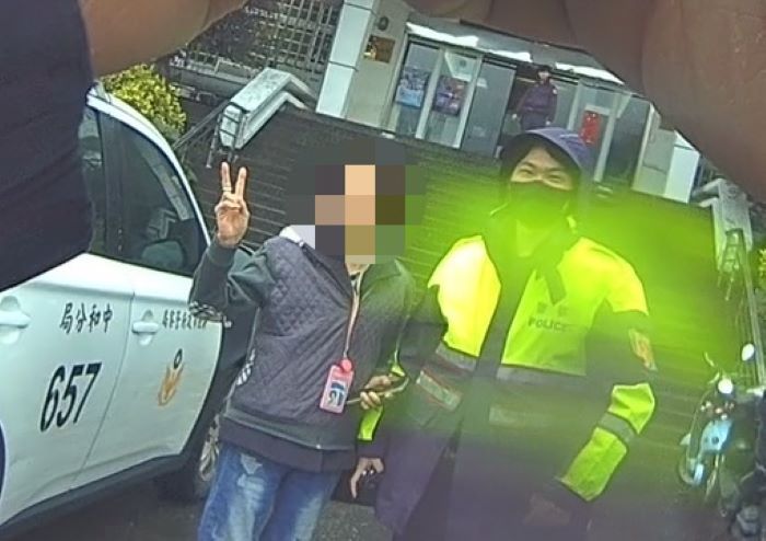 《圖說》中和警表示，親人走失或遇緊急狀況，可立即撥打110報案，或就近向派出所尋求協助，警方將全力提供即時援助。〈中和分局提供〉