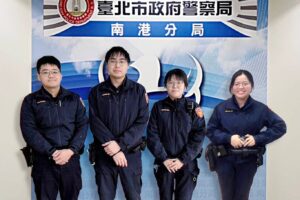 紙上神來一筆 南港警助老翁平安返家 4 MEITU 20260330 075554552