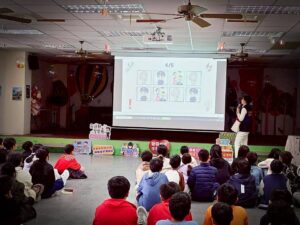 法制觀念向下扎根 花警前往太昌國小宣導婦幼安全及反詐騙 40 二 51