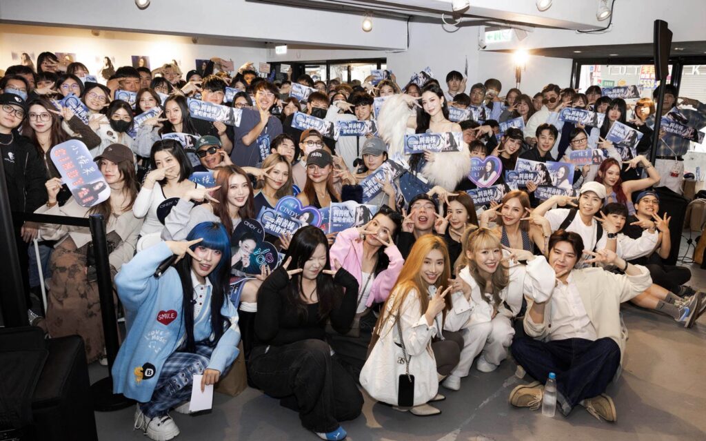 隊長利善榛首發新EP搶頭香!簽售會爆滿500粉擠爆現場秒殺 21 下午6.45 2026 3 30的影像 1