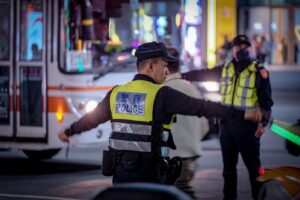 因應清明連假車潮 北市警全面啟動交通疏導 3 一 138