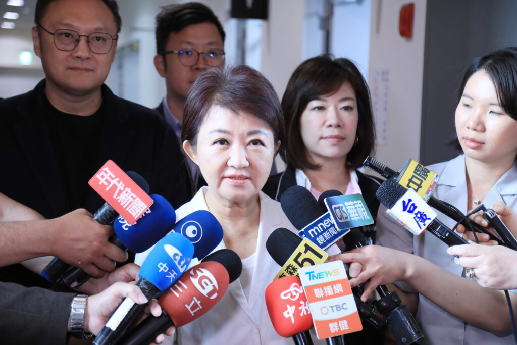 %E6%81%AD%E5%96%9C%E6%B1%9F%E5%95%9F%E8%87%A3