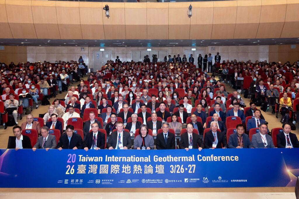 %E7%B6%93%E6%BF%9F%E9%83%A8%E8%B3%B4%E5%BB%BA%E4%BF%A1%E6%AC%A1%E9%95%B7%E7%AC%AC%E4%B8%80%E6%8E%92%E5%B7%A6%E4%B8%83 %E5%87%BA%E5%B8%AD2026%E8%87%BA%E7%81%A3%E5%9C%8B%E9%9A%9B%E5%9C%B0%E7%86%B1%E8%AB%96%E5%A3%87%EF%BC%8C%E8%88%87%E5%9C%8B%E5%85%A7%E5%A4%96%E9%80%BE700%E4%BD%8D%E7%94%A2%E5%AE%98%E5%AD%B8%E7%95%8C%E4%BE%86%E8%B3%93