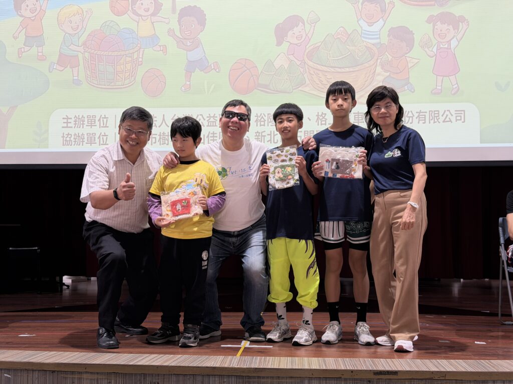 台灣公益聯盟鄭龍水博士進行生命教育演講