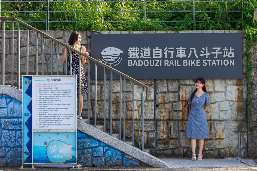 除了現場豐富的市集活動，後續更將加碼抽獎送出深澳鐵道自行車來回遊程，誠摯邀請大家鎖定官方網站，隨時掌握第一手山海好禮訊息