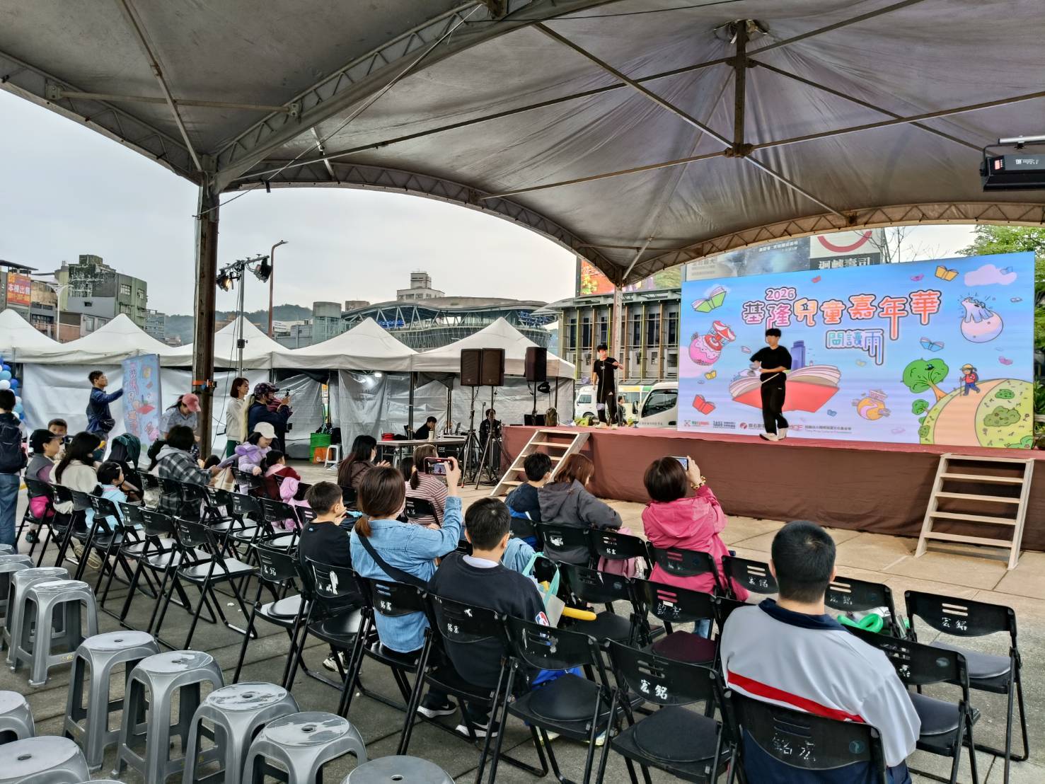 嗨翻兒童嘉年華  少年隊宣導反毒反詐守護童年