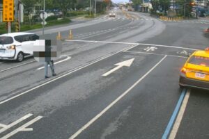 外籍移工持刀滋擾闖民宅 新城警迅速壓制送辦 22 MEITU 20260405 151426263