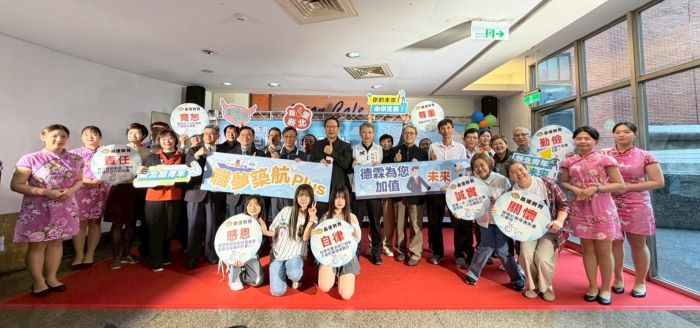 《圖說》新北市校園徵才活動第二場今日於宏國德霖科技大學登場,中為勞工局長陳瑞嘉。〈勞工局提供〉