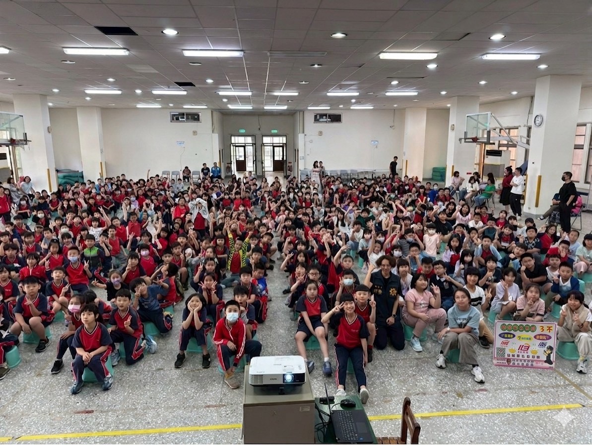 基警入校宣導  強化性別暴力防治意識